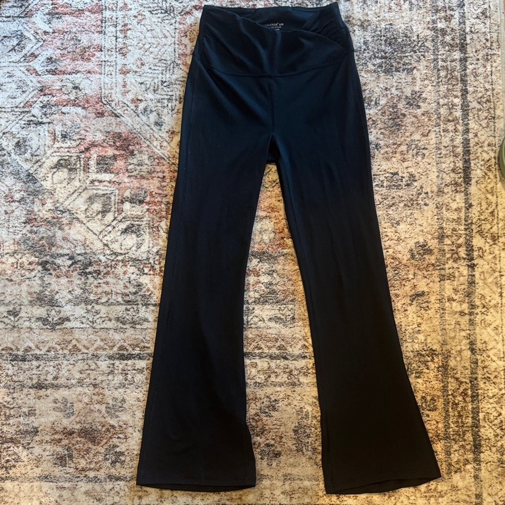 Yogalicious Lux Harmony Flare